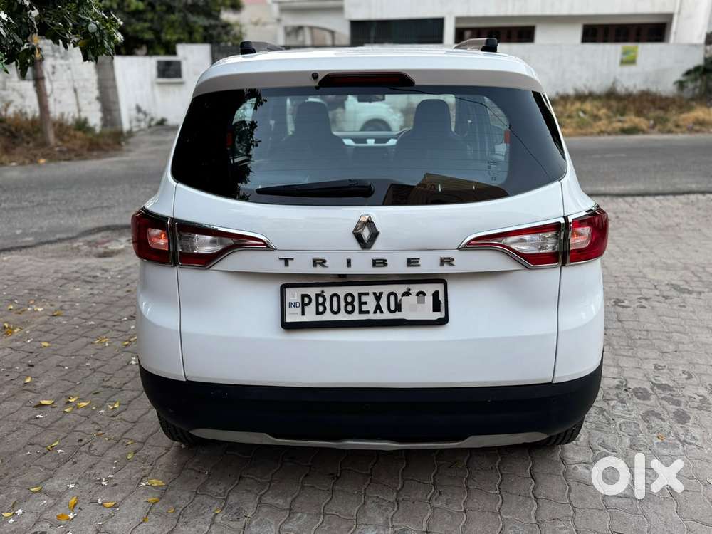 Renault Triber Rxz, 2022, Petrol