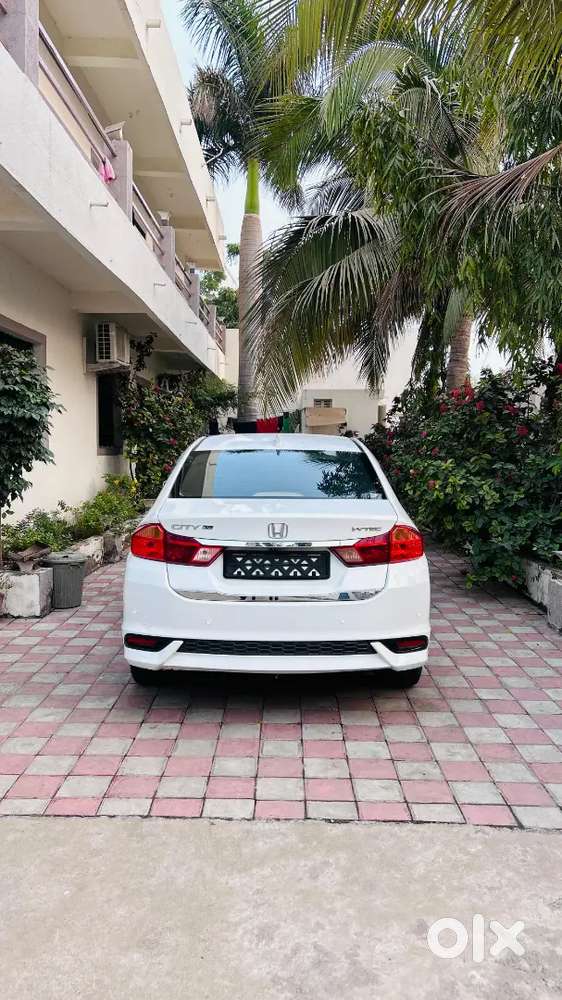 Honda City 2017 Automatic Cng & Hybrids Well Maintained