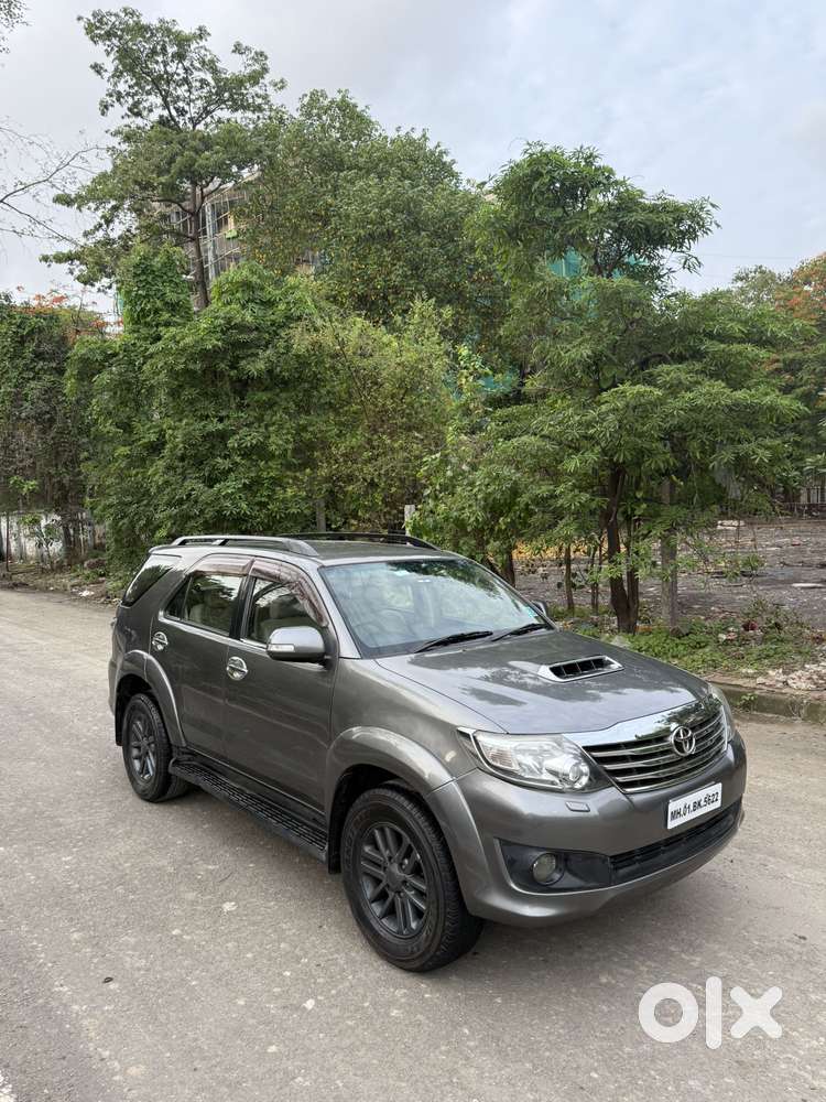 Toyota Fortuner 4x2 Manual, 2014, Diesel