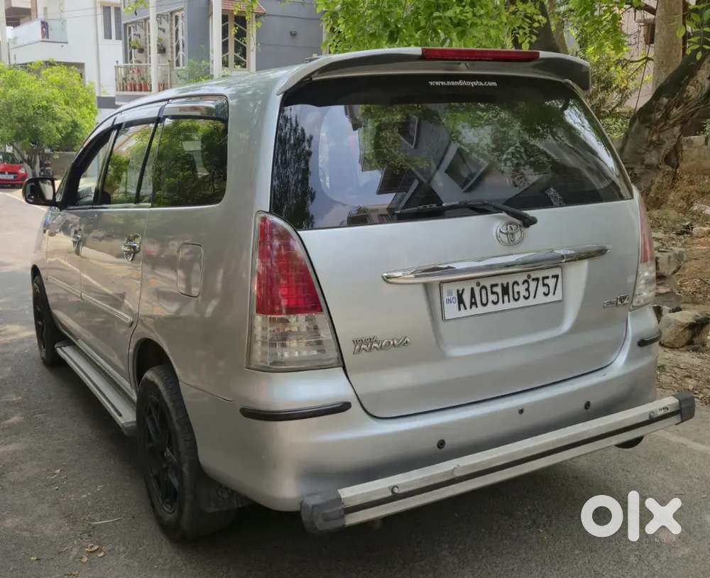 Toyota Innova 2009