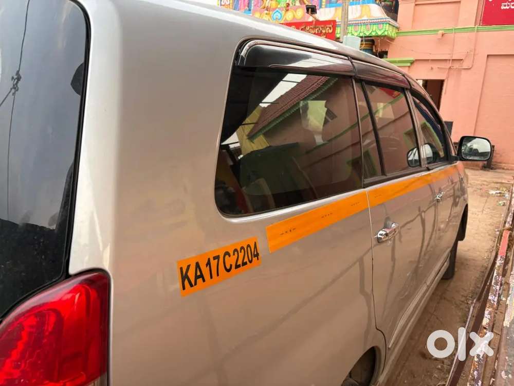 Toyota Innova 2014 Diesel 500000 Km Driven