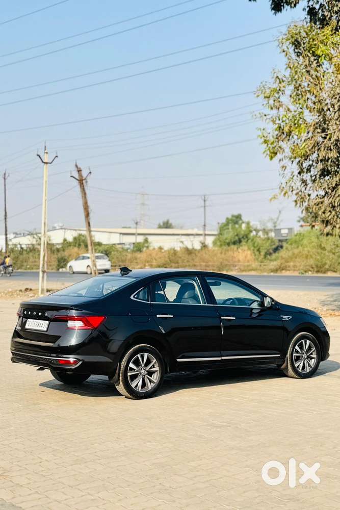 Skoda Slavia 1.0 Tsi Style At, 2024, Petrol