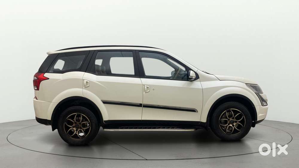 Mahindra Xuv500 W7, 2020, Diesel