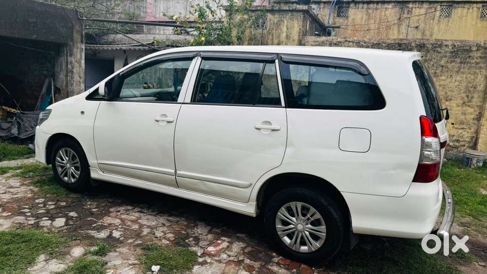 Toyota Innova 2020 Diesel Well Maintained