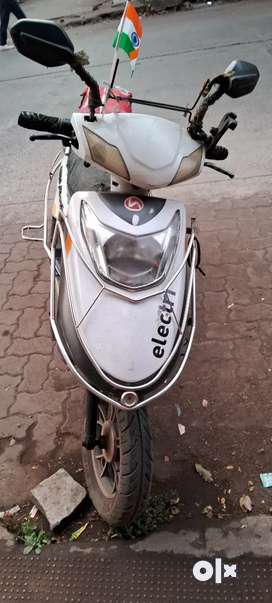 Second hand deals scooty in kharghar