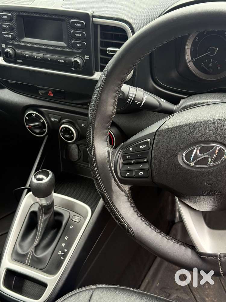 Hyundai Venue S Turbo Dct, 2019, Petrol