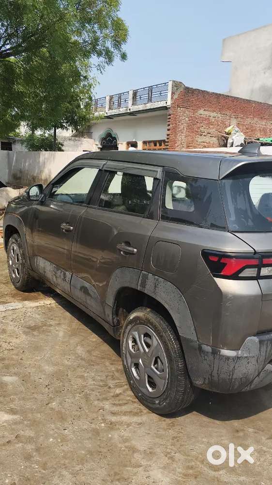 Maruti Suzuki Brezza 2023 Petrol Well Maintained