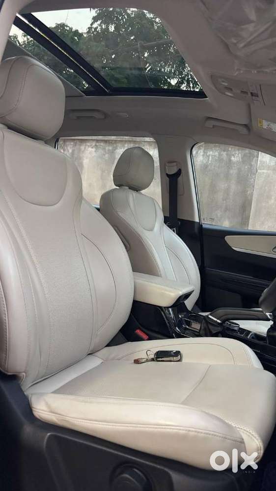 Mahindra Xuv700, 2023, Diesel