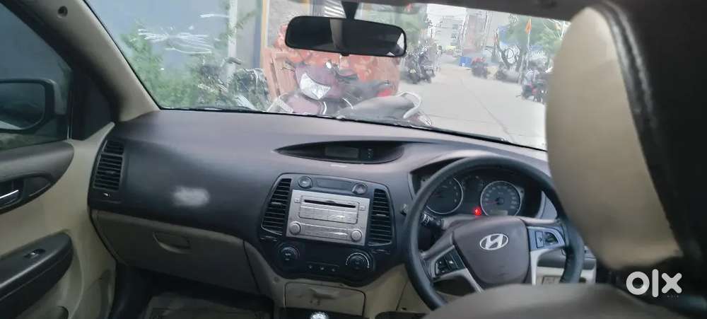 Hyundai I20 Asta Manual 2011