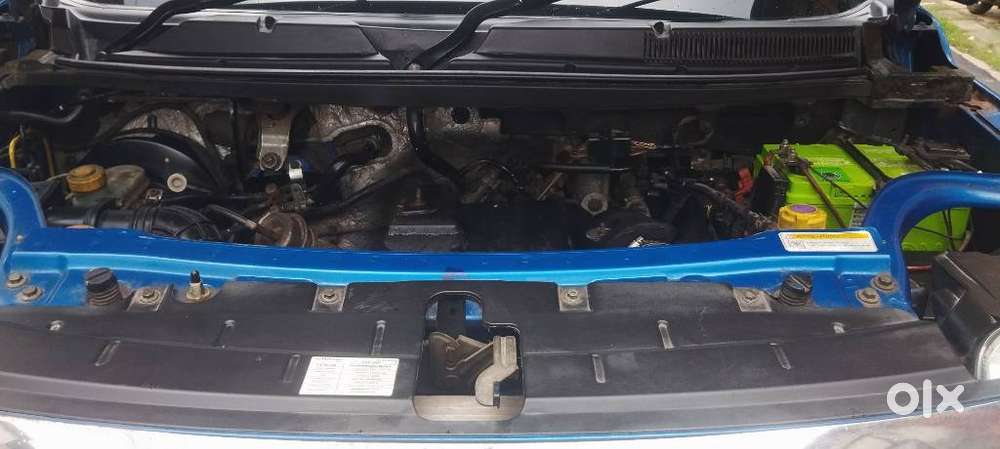 Mahindra Tuv 300 T8, 2017, Diesel