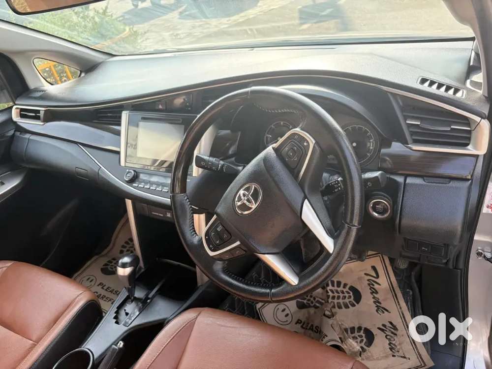 Innova Crysta Z 2.8 Automatic