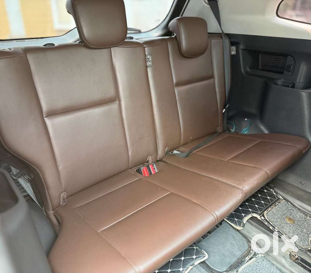 Toyota Innova Hycross 2.0 Zx Hybrid 7 Str, 2023, Petrol
