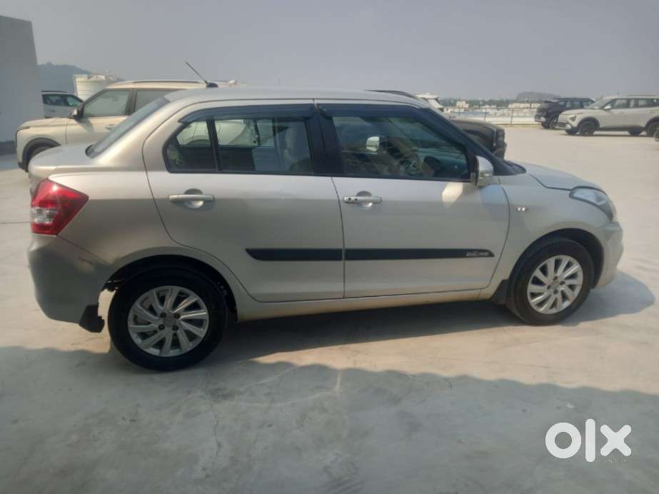 Maruti Suzuki Dzire 1.2 Zxi, 2015, Petrol