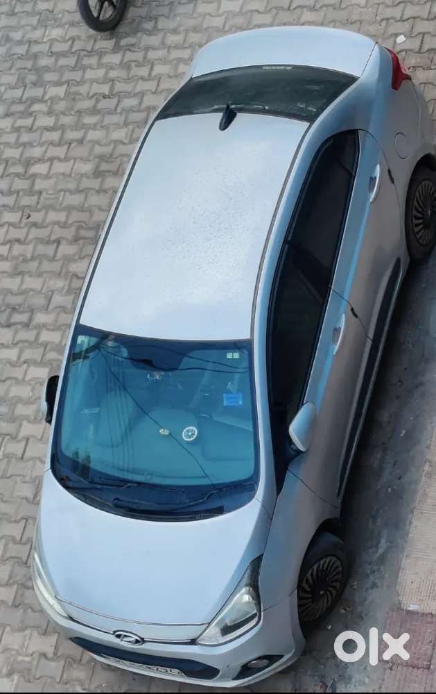 Hyundai Xcent 2015