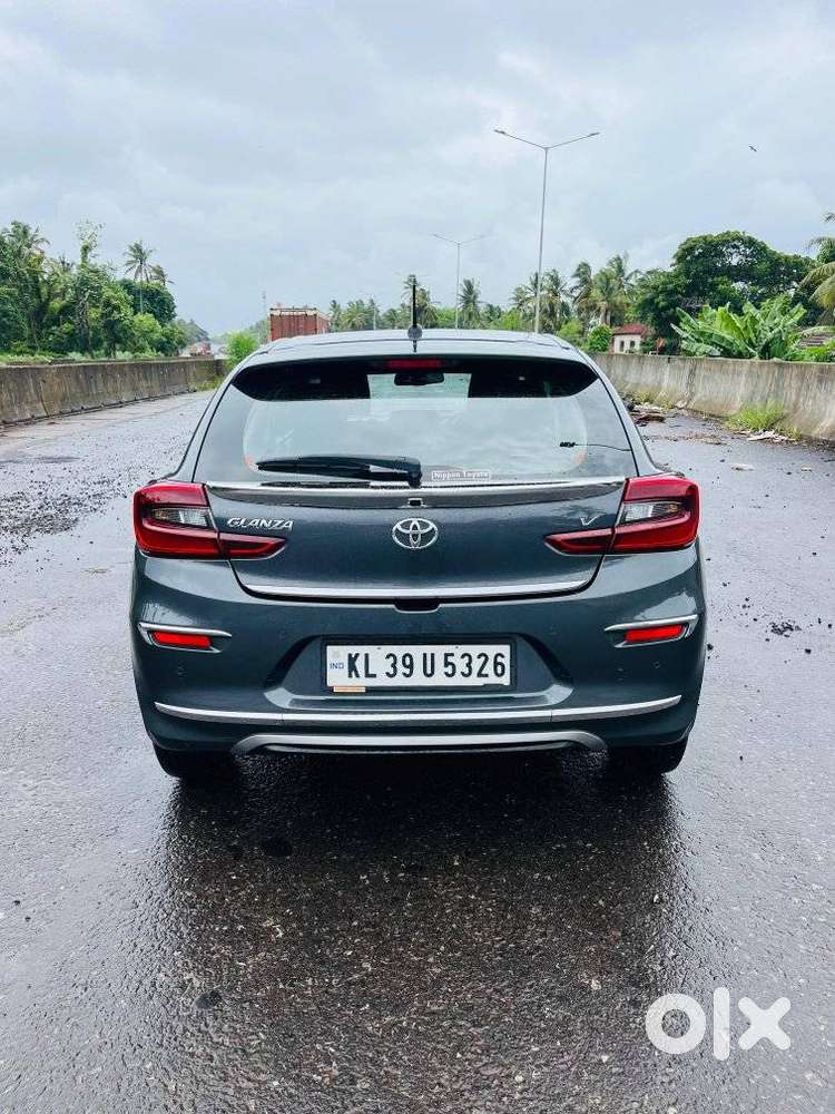 Toyota Glanza 1.2 V Amt, 2024, Petrol