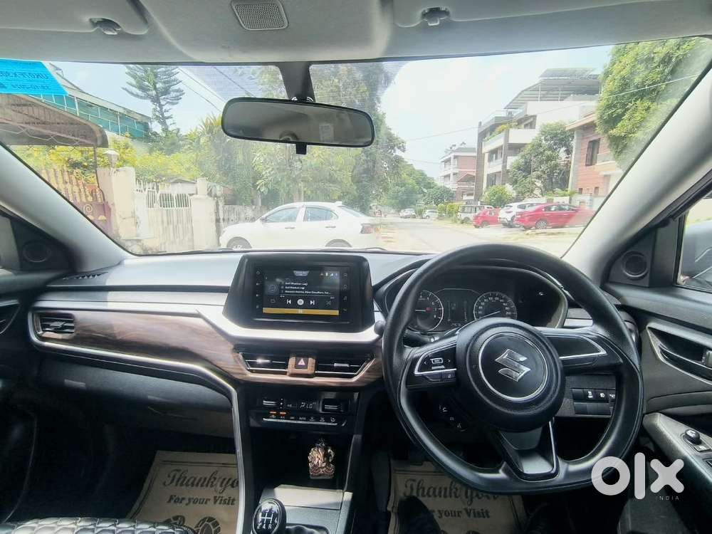 Maruti Suzuki Brezza 1.5 Vxi Smart Hybrid, 2024, Petrol
