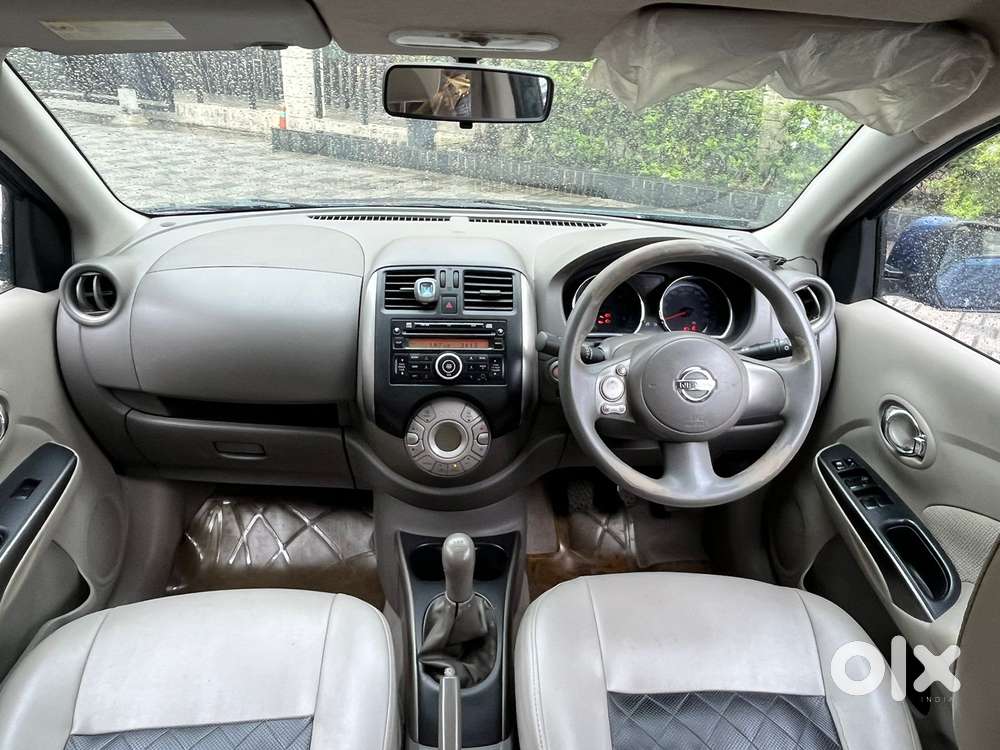 Nissan Sunny Xv D Premium Safety, 2012, Petrol