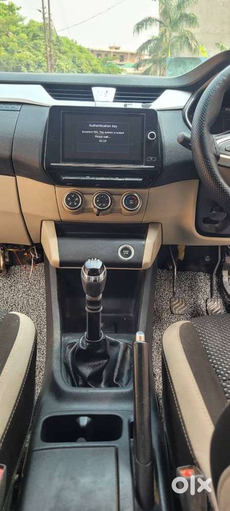 Renault Triber Rxt, 2020, Petrol