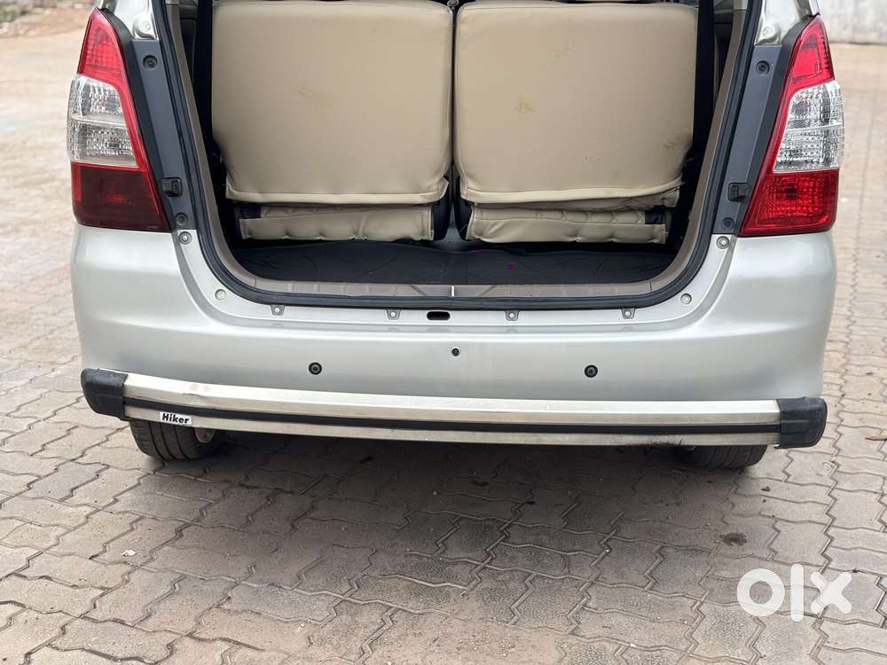 Toyota Innova 2.5 G (diesel) 7 Seater Bs Iv, 2015, Diesel