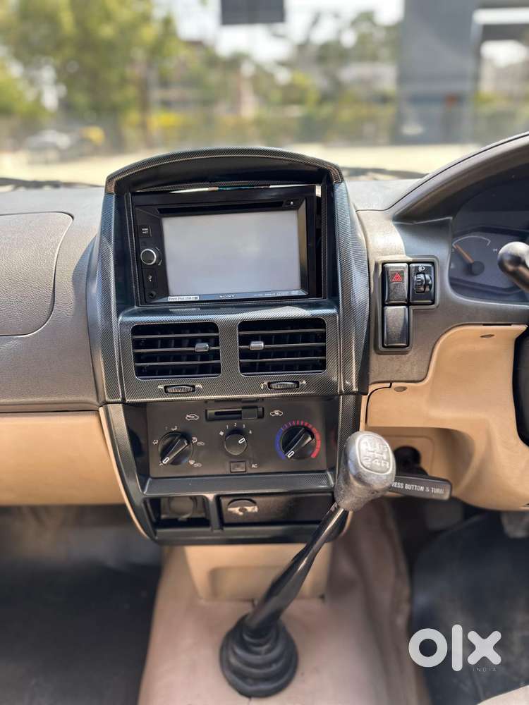 Chevrolet Tavera Ls 10 Str Bs Iv, 2016, Diesel