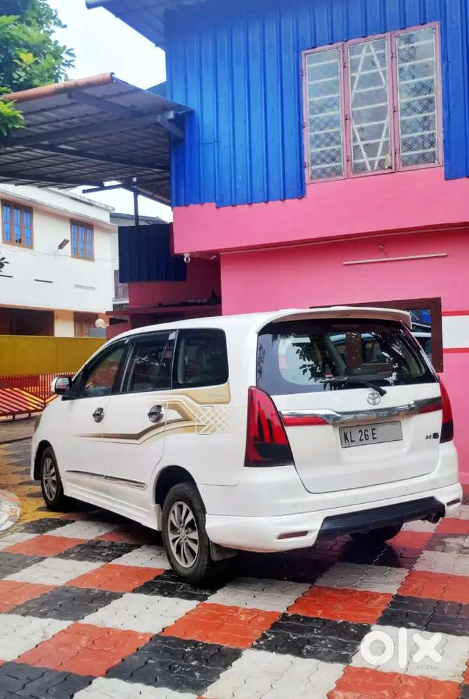 2015 Innova Z Orginal Kerala Second Owner