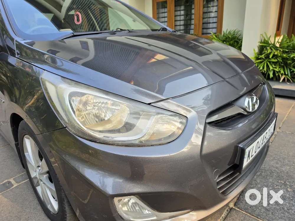Hyundai Fluidic Verna Automatic 2011 Petrol 48000 Km Driven
