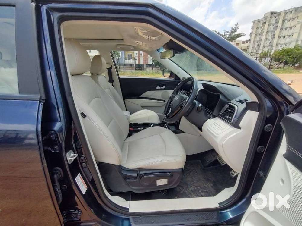Mahindra Xuv 3xo Ax7l 1.2 Petrol At (pg), 2024, Petrol