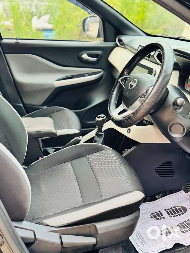 Nissan Magnite 1.0 Xv, 2024, Petrol