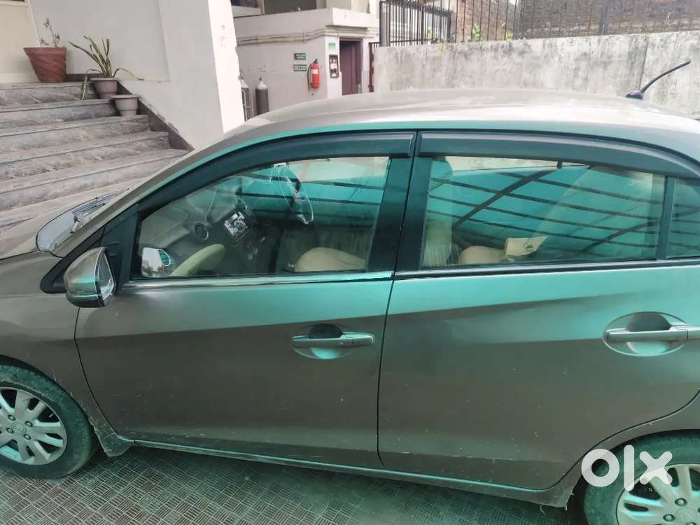 Honda Amaze 2015 Diesel 180000 Km Driven