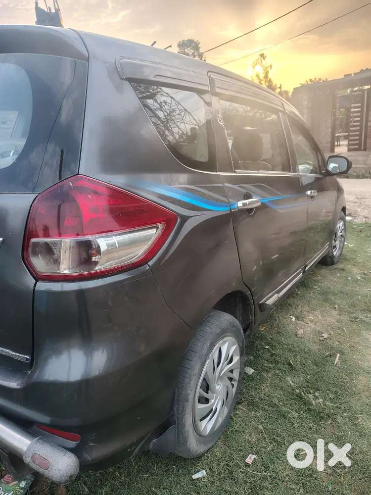 Maruti Suzuki Ertiga 2017 Diesel 225000 Km Driven