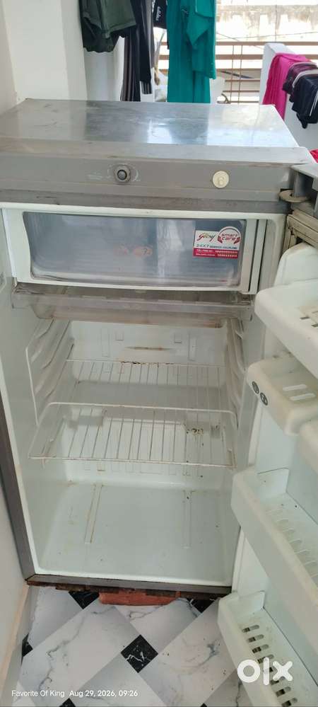 Single door fridge working Godrej