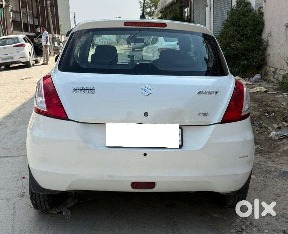 Maruti Suzuki Swift Vxi, 2014