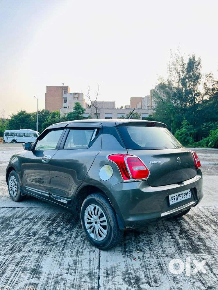 Maruti Suzuki Swift Vxi + Manual, 2021, Petrol