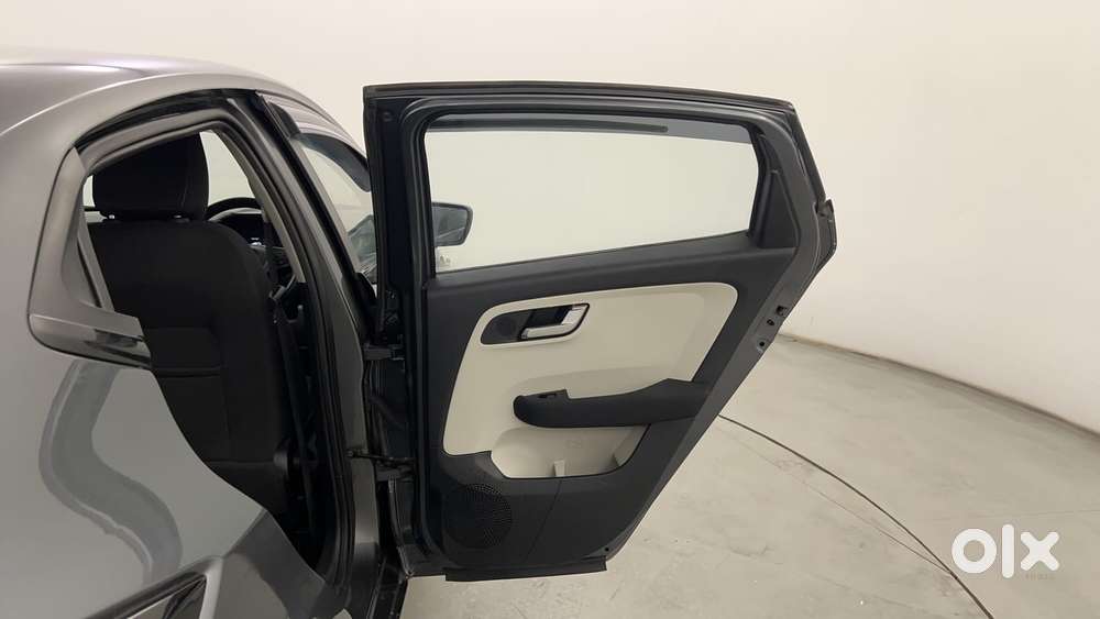 Tata Altroz Xza Plus (s), 2024, Petrol