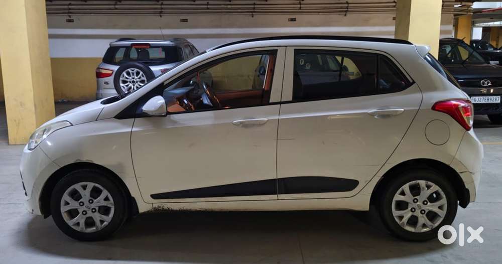 Hyundai Grand I10 Sportz Edition, 2015, Petrol