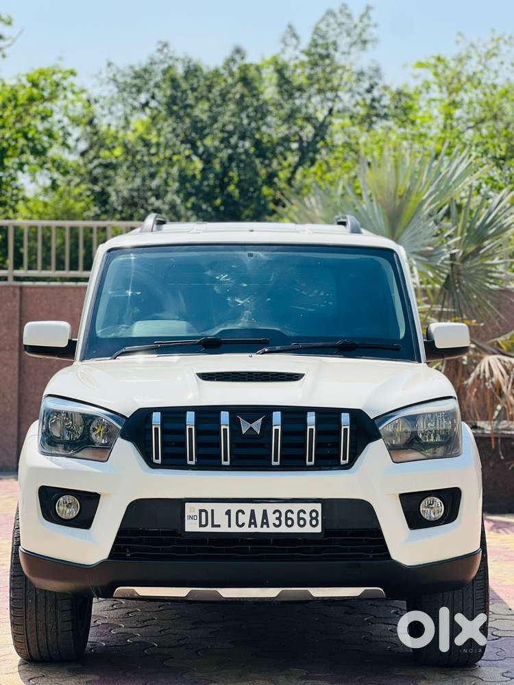 Mahindra Scorpio S5 Plus, 2018, Petrol