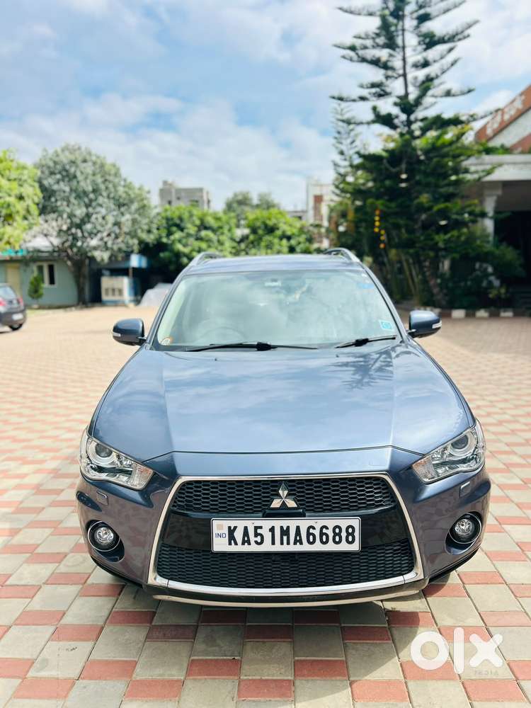 Mitsubishi Outlander 2.4 Cvt, 2010, Petrol