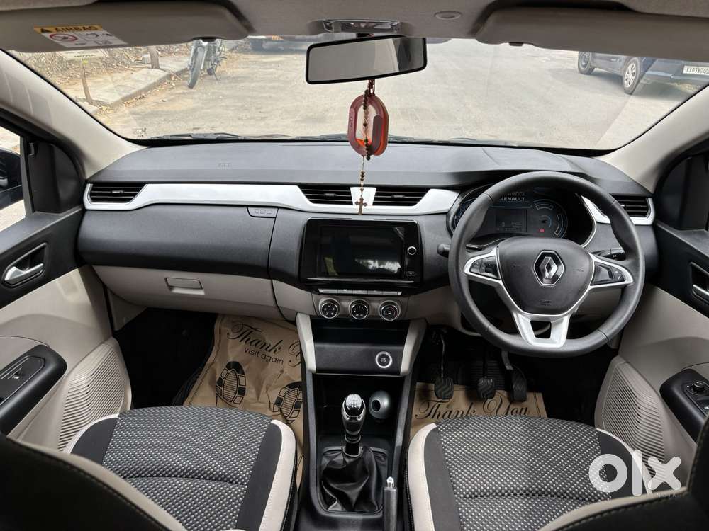 Renault Triber 1.0 Rxz Dual Tone, 2022, Petrol