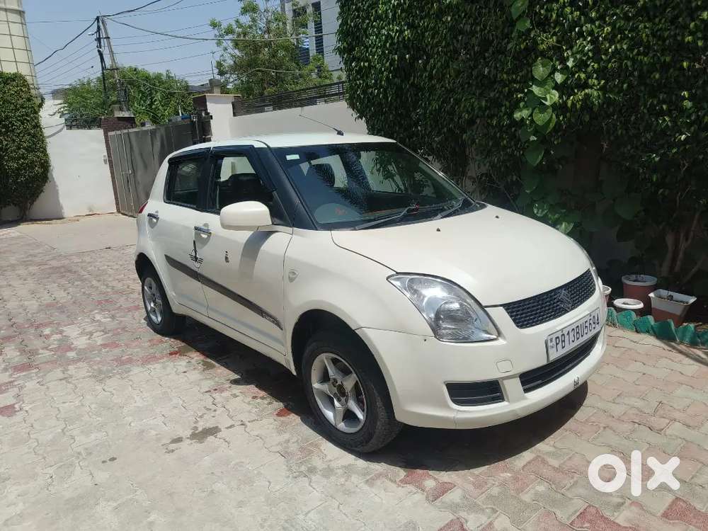 Maruti Suzuki Swift 2009 Petrol 85000 Km Driven