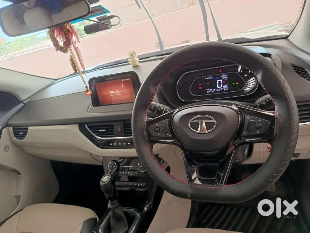 Tata Nexon Xz+ (s) Petrol  Dec 2021bh  Bh  Warranty Till Dec 2026