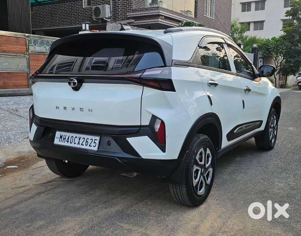 Tata Nexon Smart 1.2 Revotron Petrol 5 Mt, 2024, Petrol