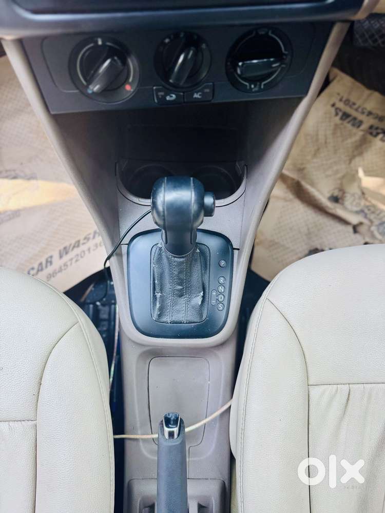 Skoda Rapid 1.6 Mpi At Elegance Plus, 2012, Petrol