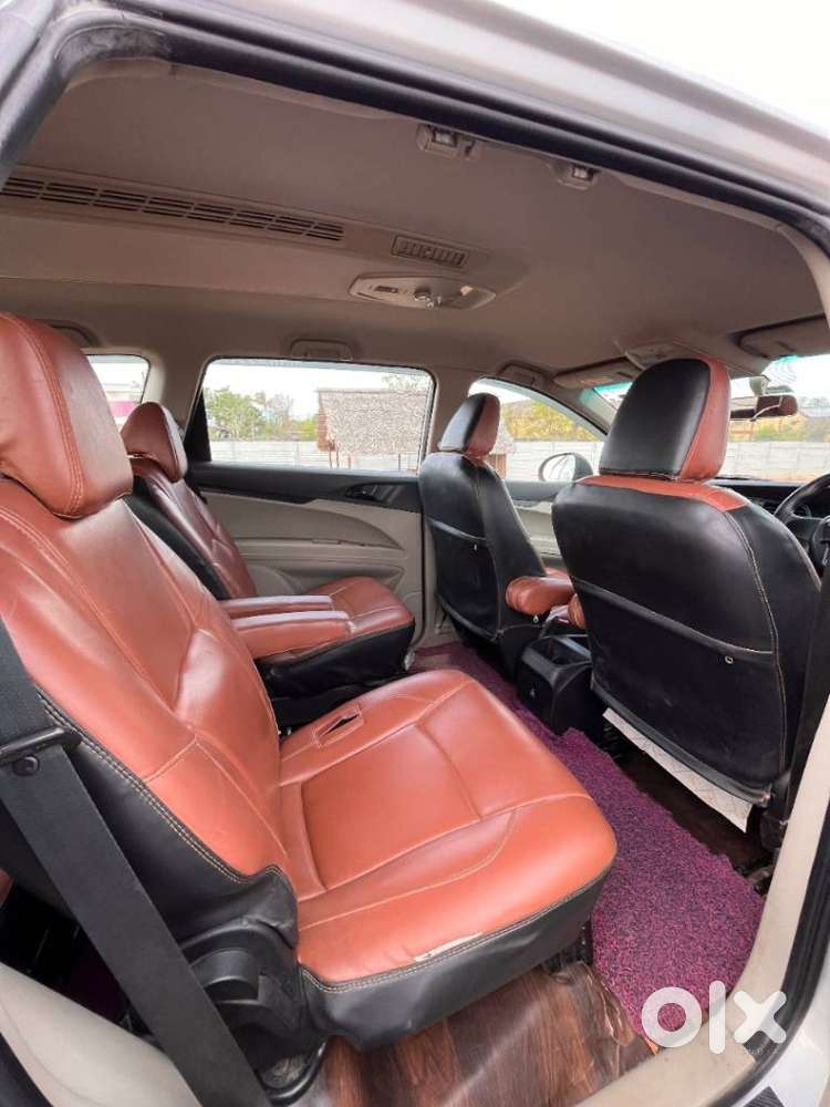 Mahindra Marazzo M2, 2021, Diesel