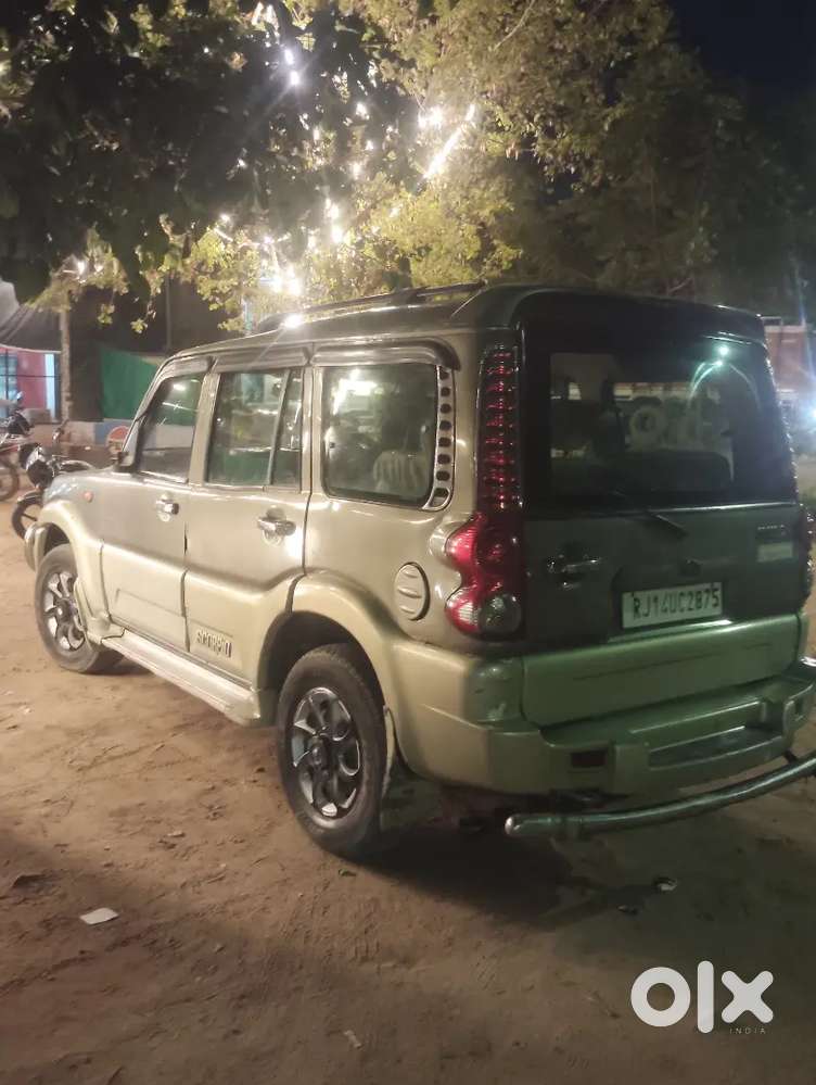 Mahindra Scorpio Classic 2012 Diesel 100000 Km Driven