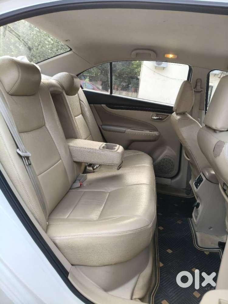 Maruti Suzuki Ciaz 1.5 Zeta Shvs Mt, 2017