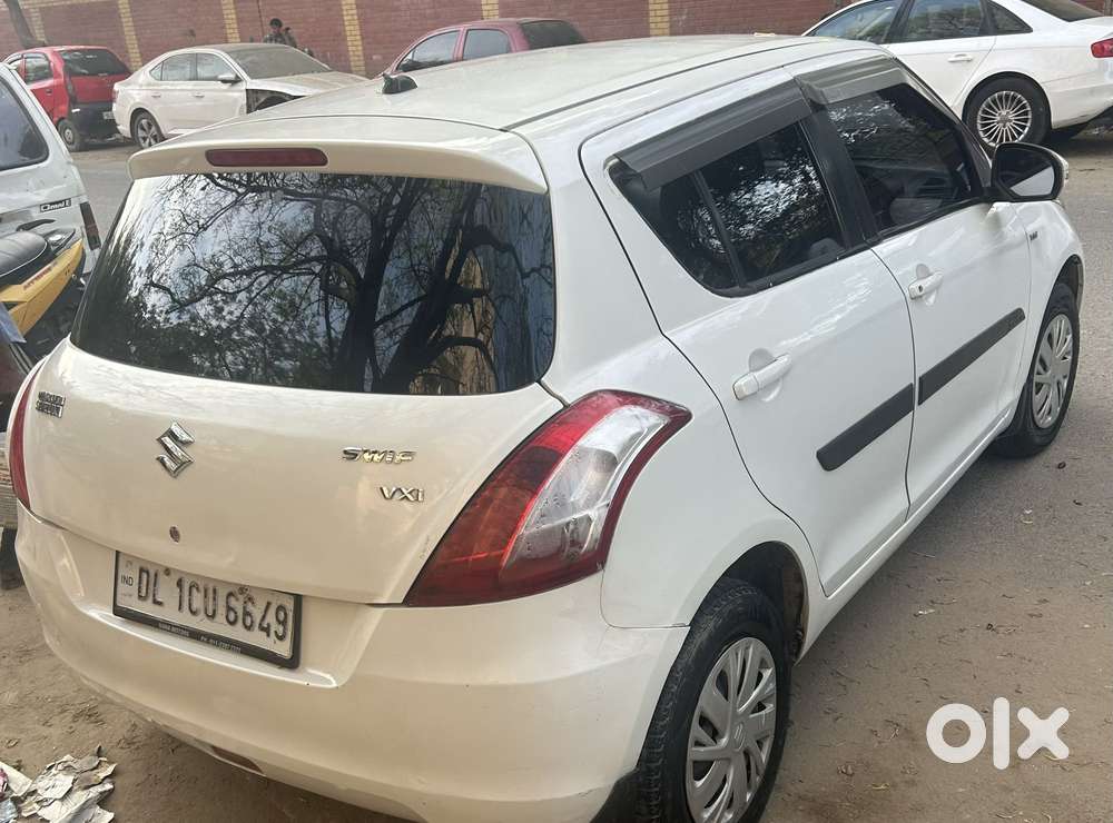 Maruti Suzuki Swift Vxi Cng, 2016, Cng & Hybrids