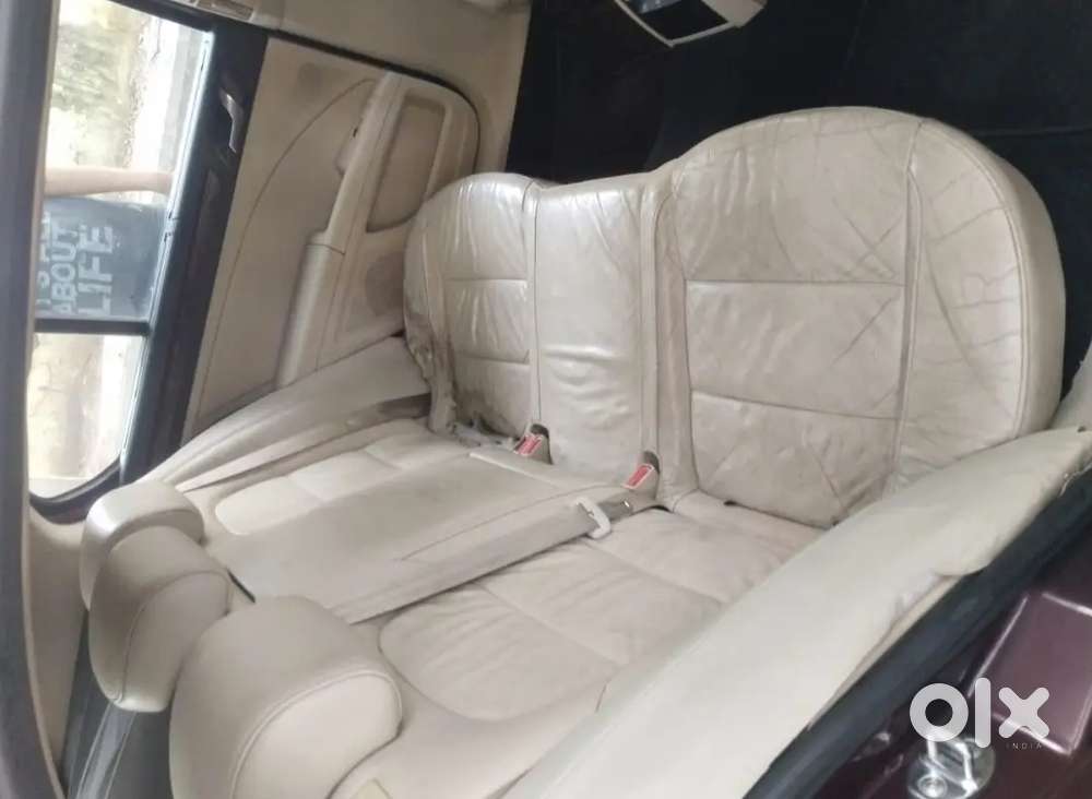 Skoda Superb Elegance 2.0 Tdi At2012 Diesel 135000 Km Driven