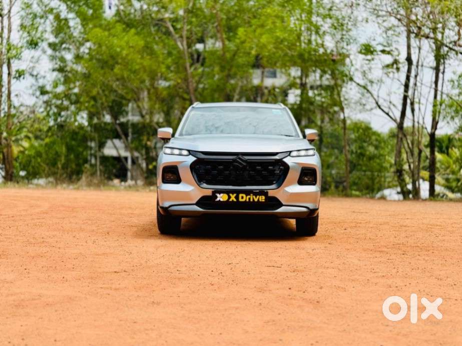 Maruti Suzuki Grand Vitara 1.5 Alpha Plus Intelligent Hybrid Ecvt, 2..