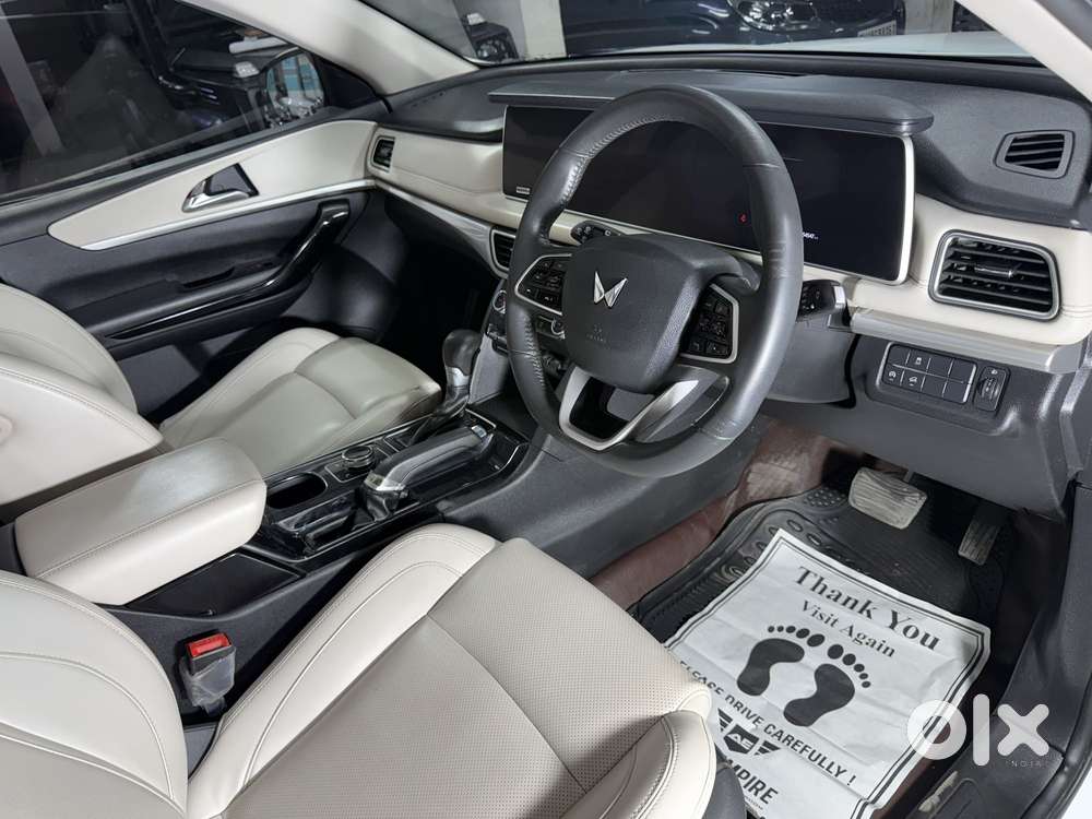 Mahindra Xuv700 2.2 Ax 7 Diesel At Str Awd, 2023, Diesel