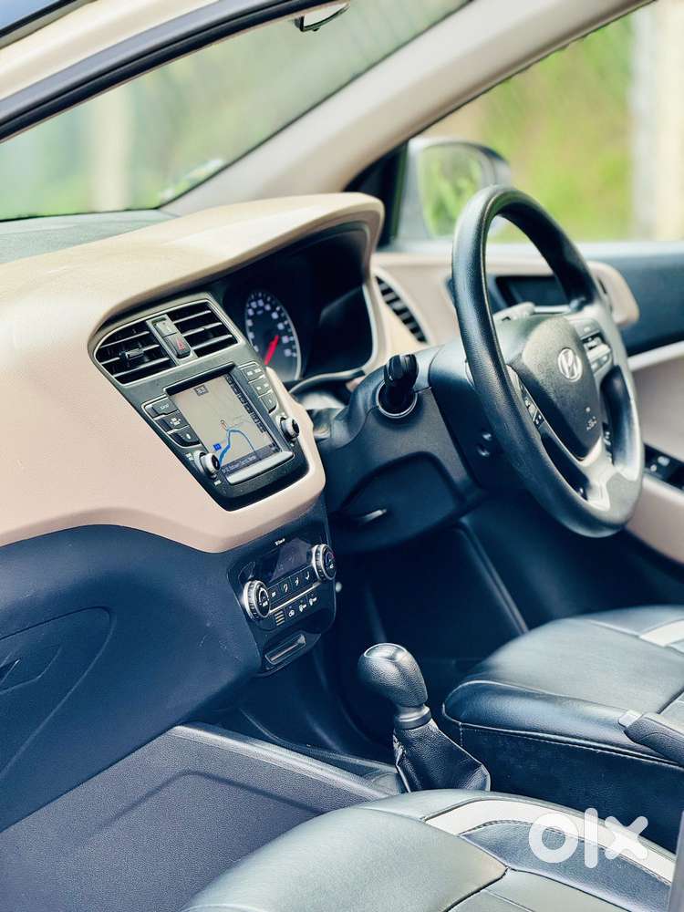 Hyundai I20 Petrol Asta Dual Tone, 2018, Petrol